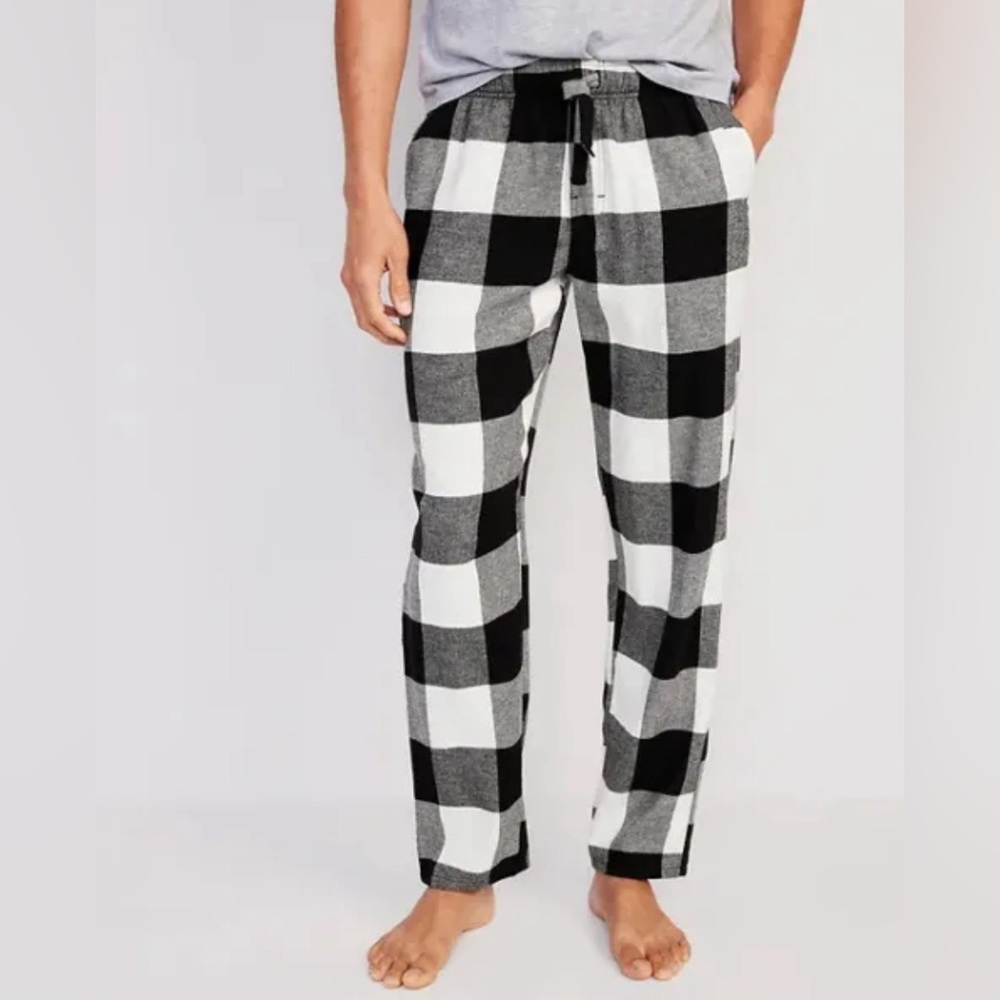 NWT Old Navy flannel pajama pants men’s size medium